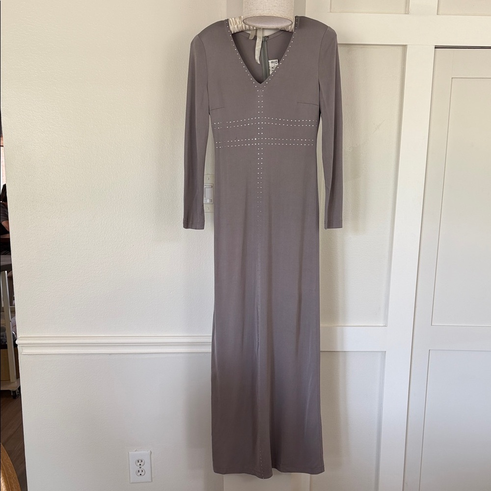 Chetta B Women’s Long Sleeve Gray Maxi Dress with Stud Detail size 4